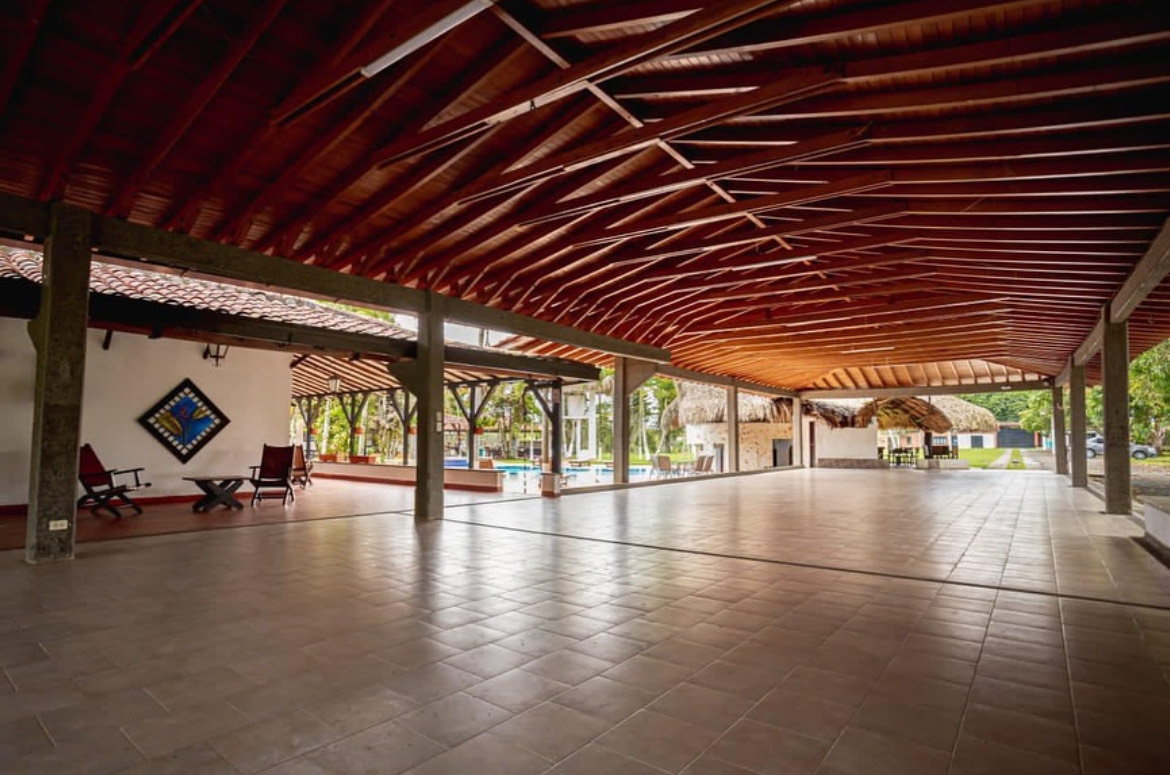 Espacio amplio para eventos